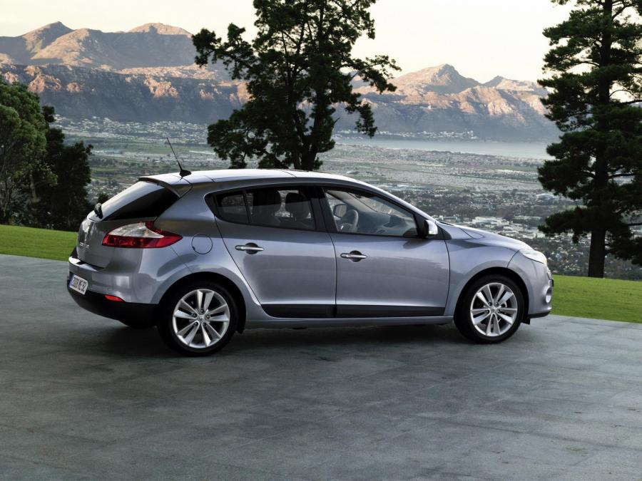  Renault Megane 2008 года  (фото 48 из 146)